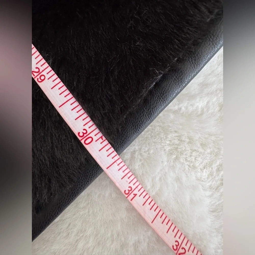 Universal Thread Women's Black Faux Fur Jacket, Size XXL - NWT - Picture 13 of 13